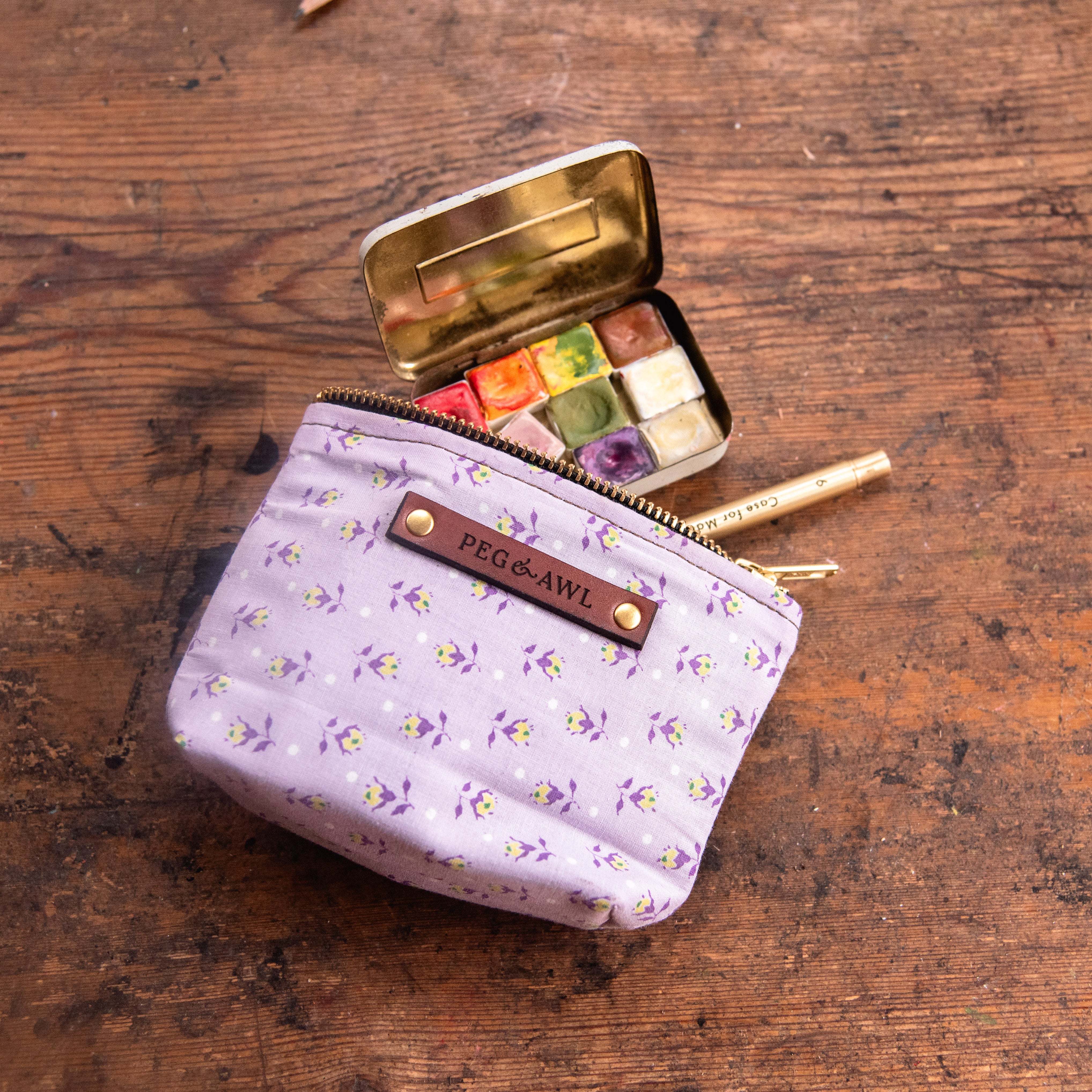 Saver Pouch with 1980s Cotton Floral: Gert