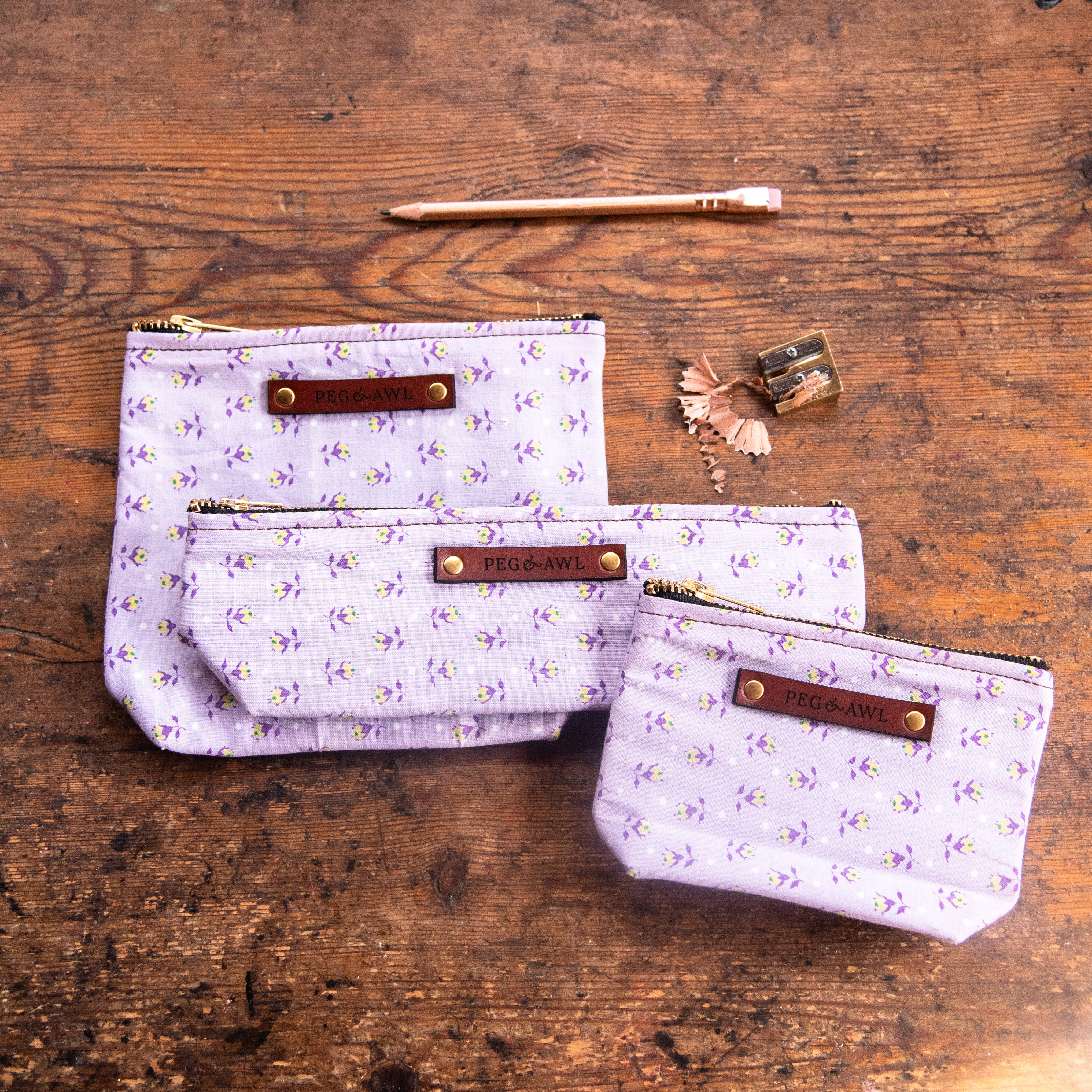Custom Pouch with 1980s Cotton Floral: Gert
