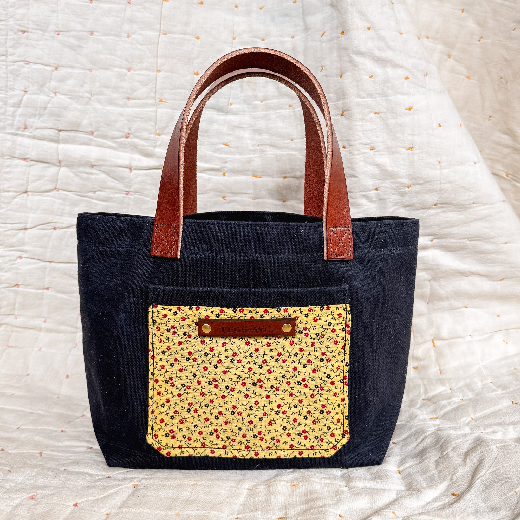 Pipit Tote with Mid-Century Cotton: Agnes
