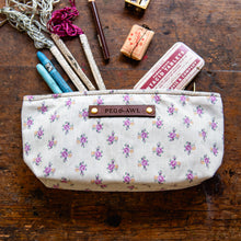 Essentials Pouch with 40s-50s Girls Dress: Arjun