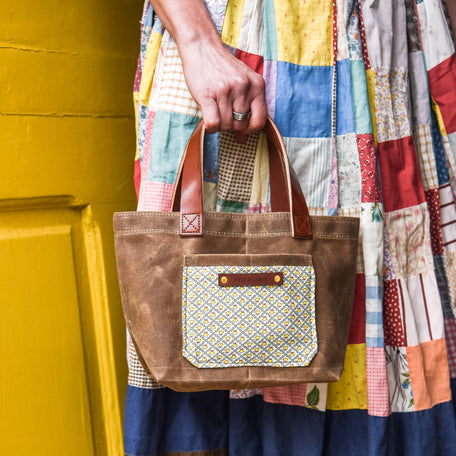 Pipit Tote with Early 1900s Textile: Ellie