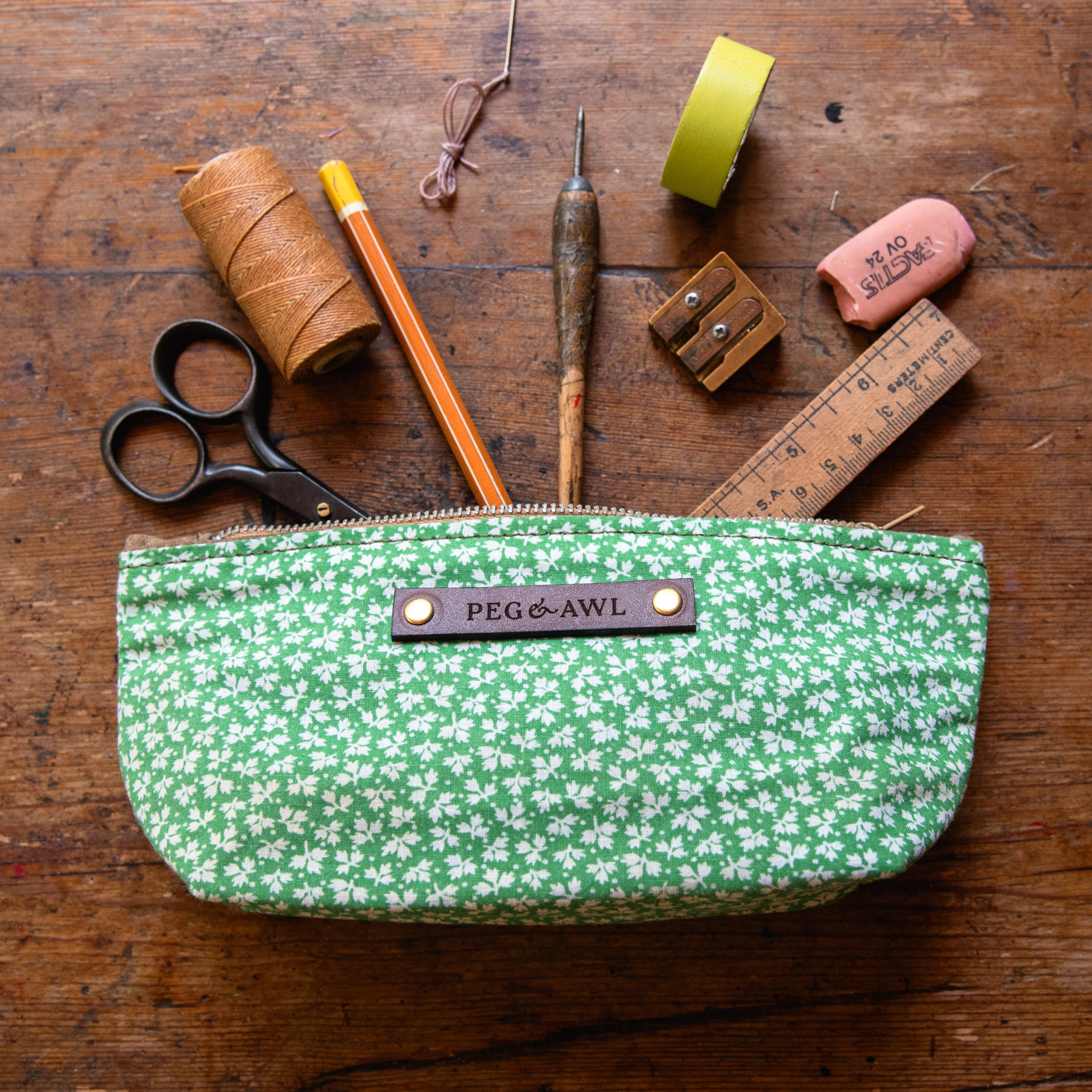 Essentials Pouch with Mid-Century Cotton: Nadine
