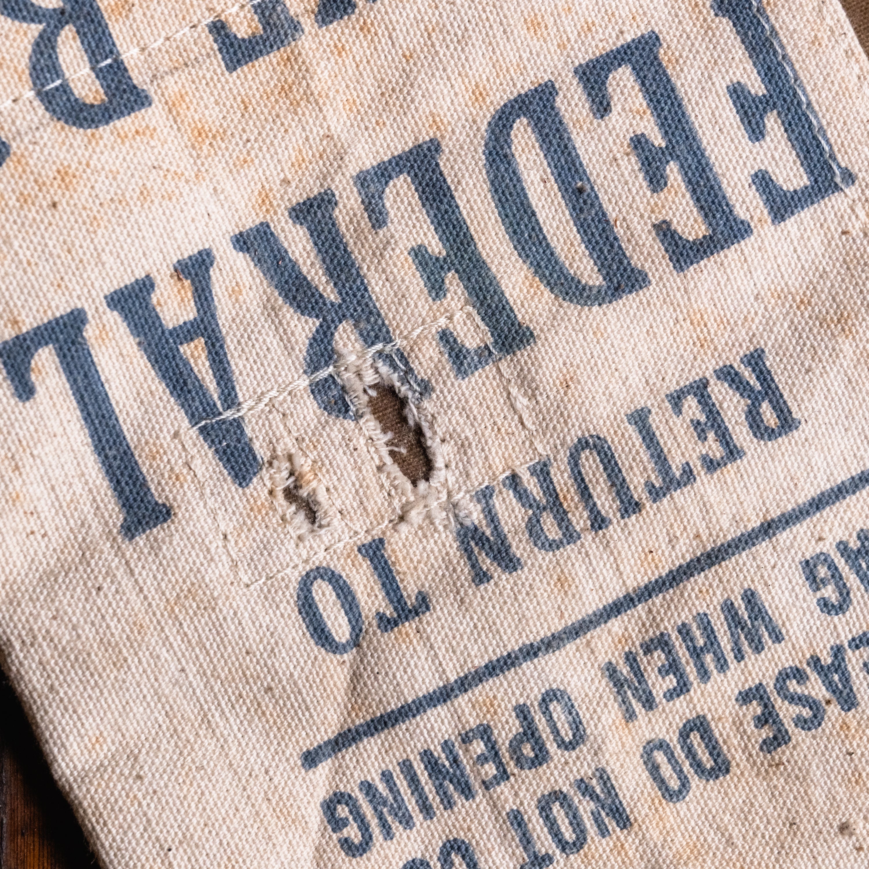 Sendak Nutshell with Vintage Bank Bag: Federal Blue