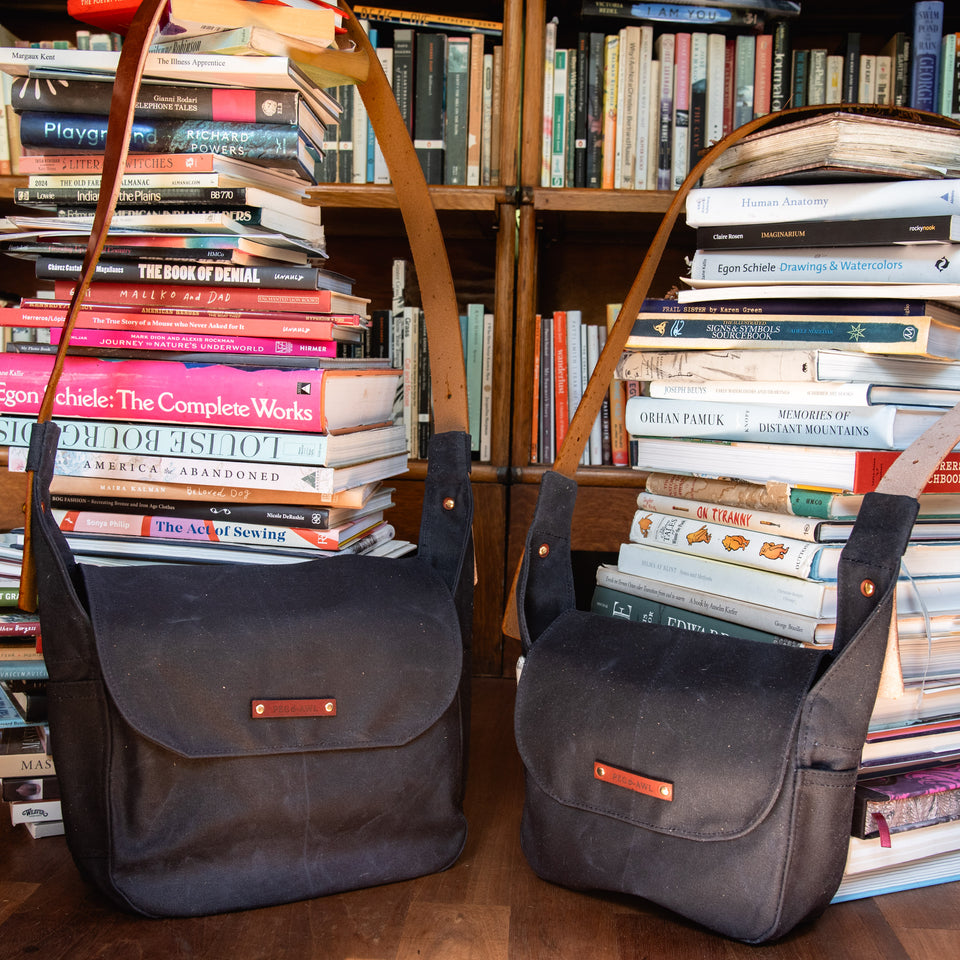 The Small Finch Satchel
