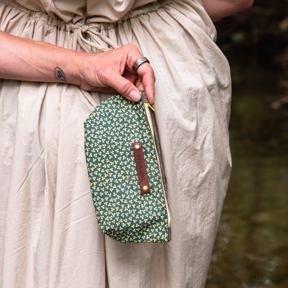 Essentials Pouch with Mid-Century Cotton: Suzan
