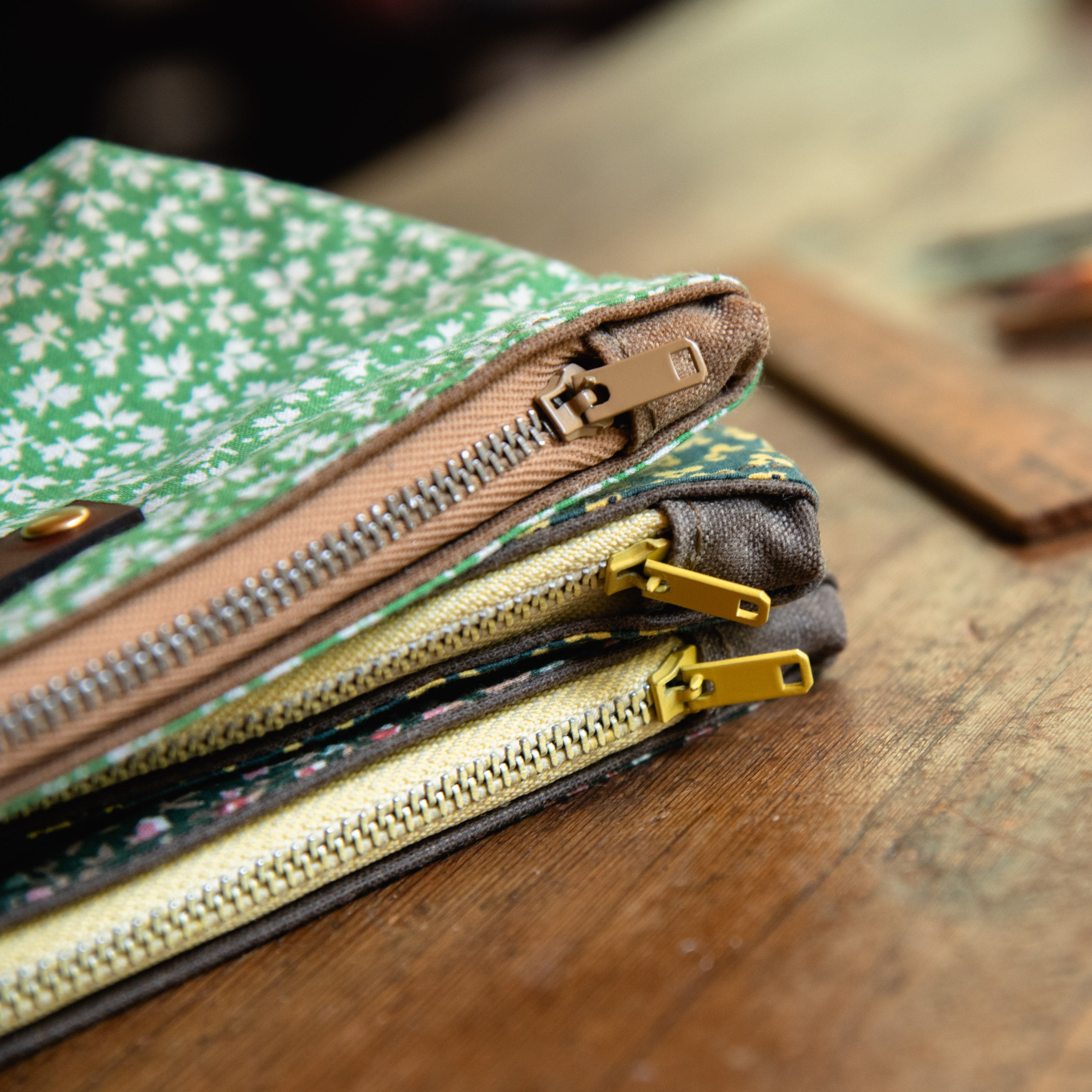 Essentials Pouch with Mid-Century Cotton: Suzan