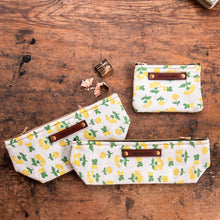 Drafter Pouch with Mid-1900s Feedsack: Sabine