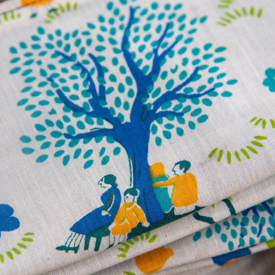 Spender Pouch with Mid-Century Cotton Print: Eddie