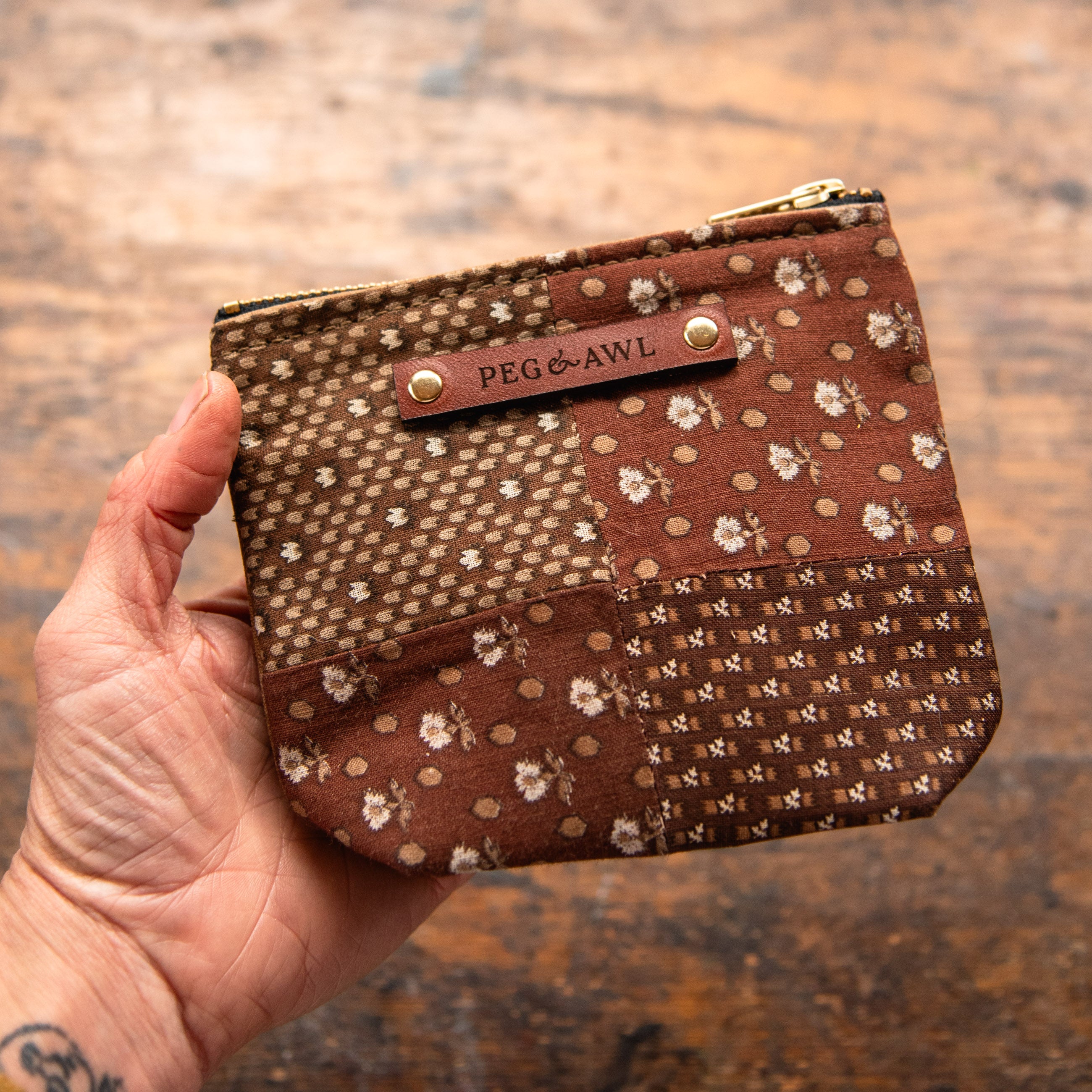Custom Pouch with Late 1800s - Early 1900s Orphan Quilt Block: Leslie