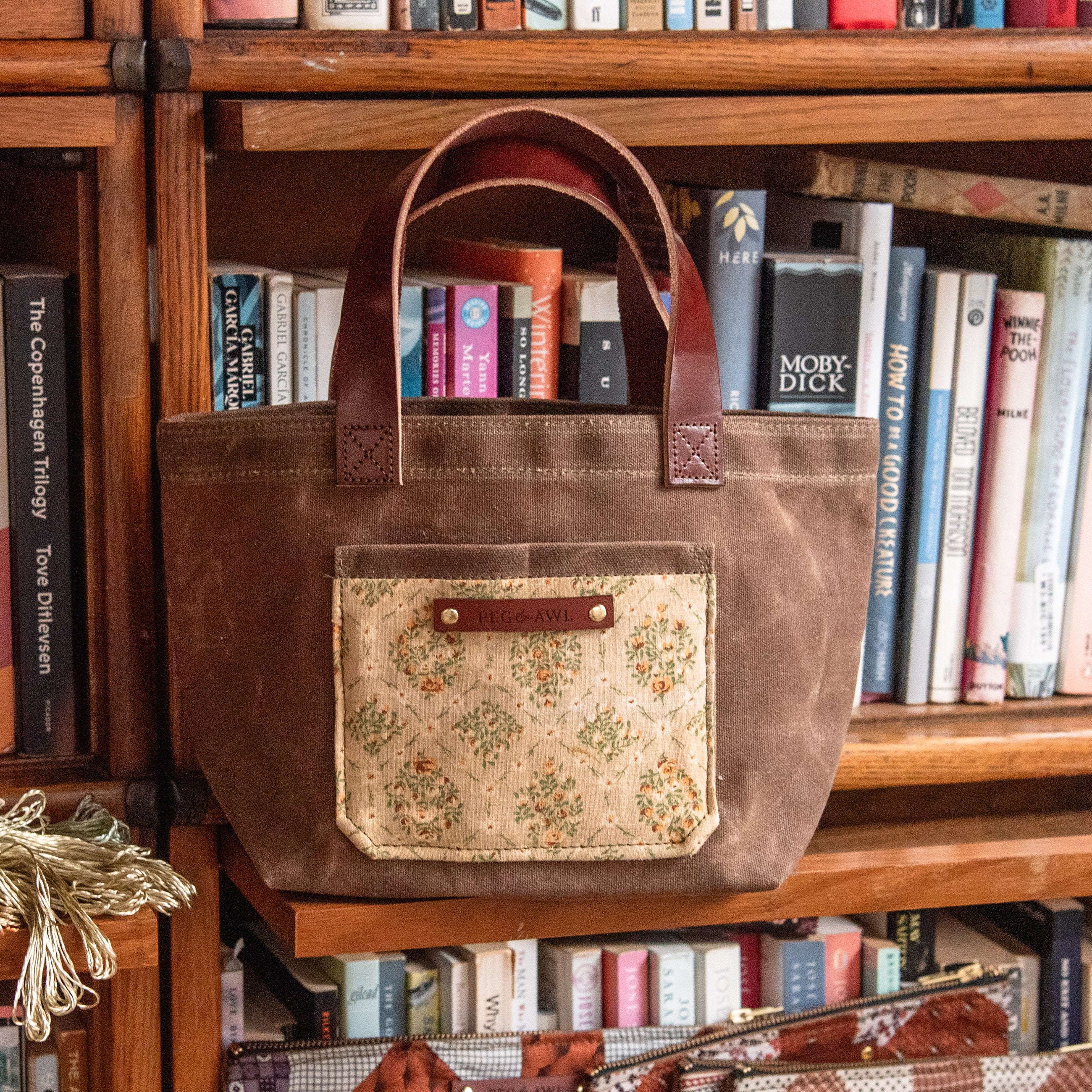 Pipit Tote with Vintage Feedsack: Lizzy