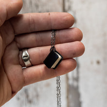 /Book Size|Chain Metal-Small|Gunmetal