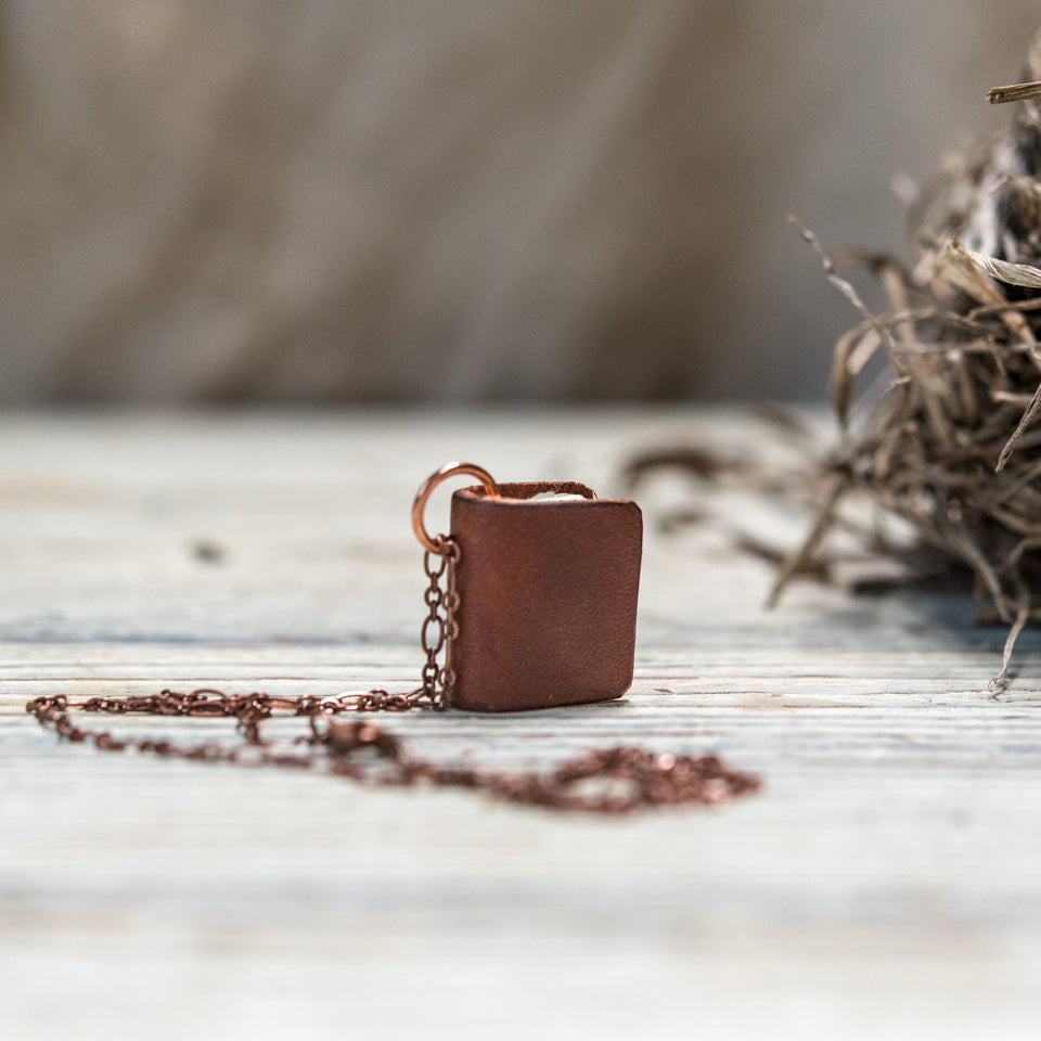 /Book Size|Chain Metal-Medium|Copper