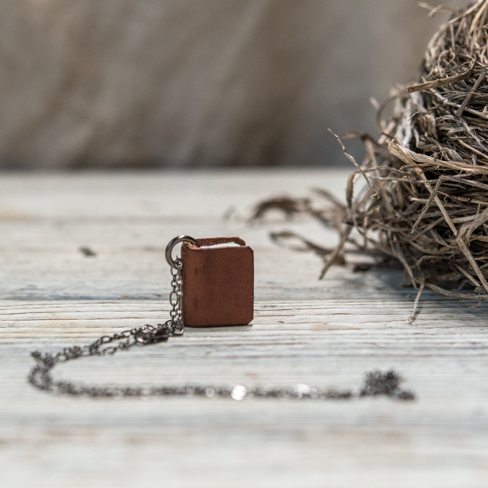 /Book Size|Chain Metal-Small|Gunmetal
