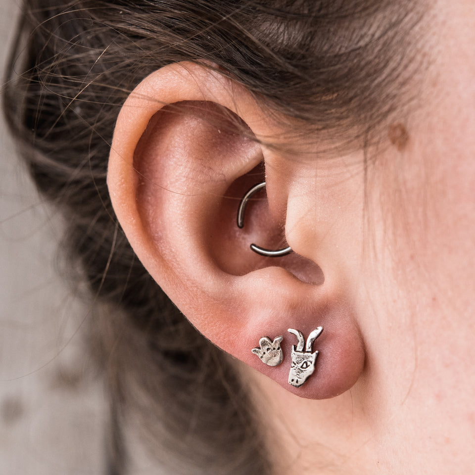 Foundlings Earrings: Opal (Flower)