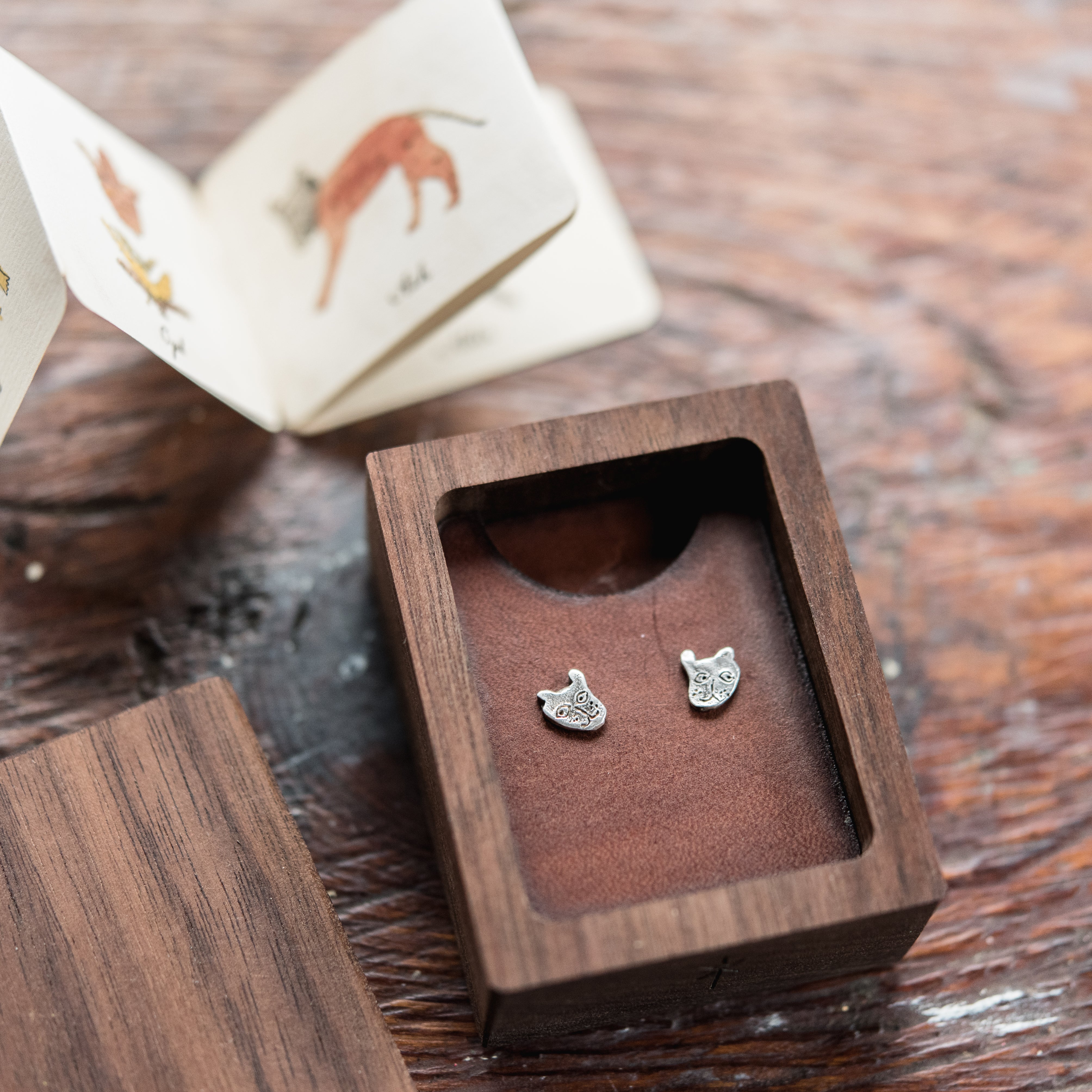 Foundlings Earrings: Terran (Flower)
