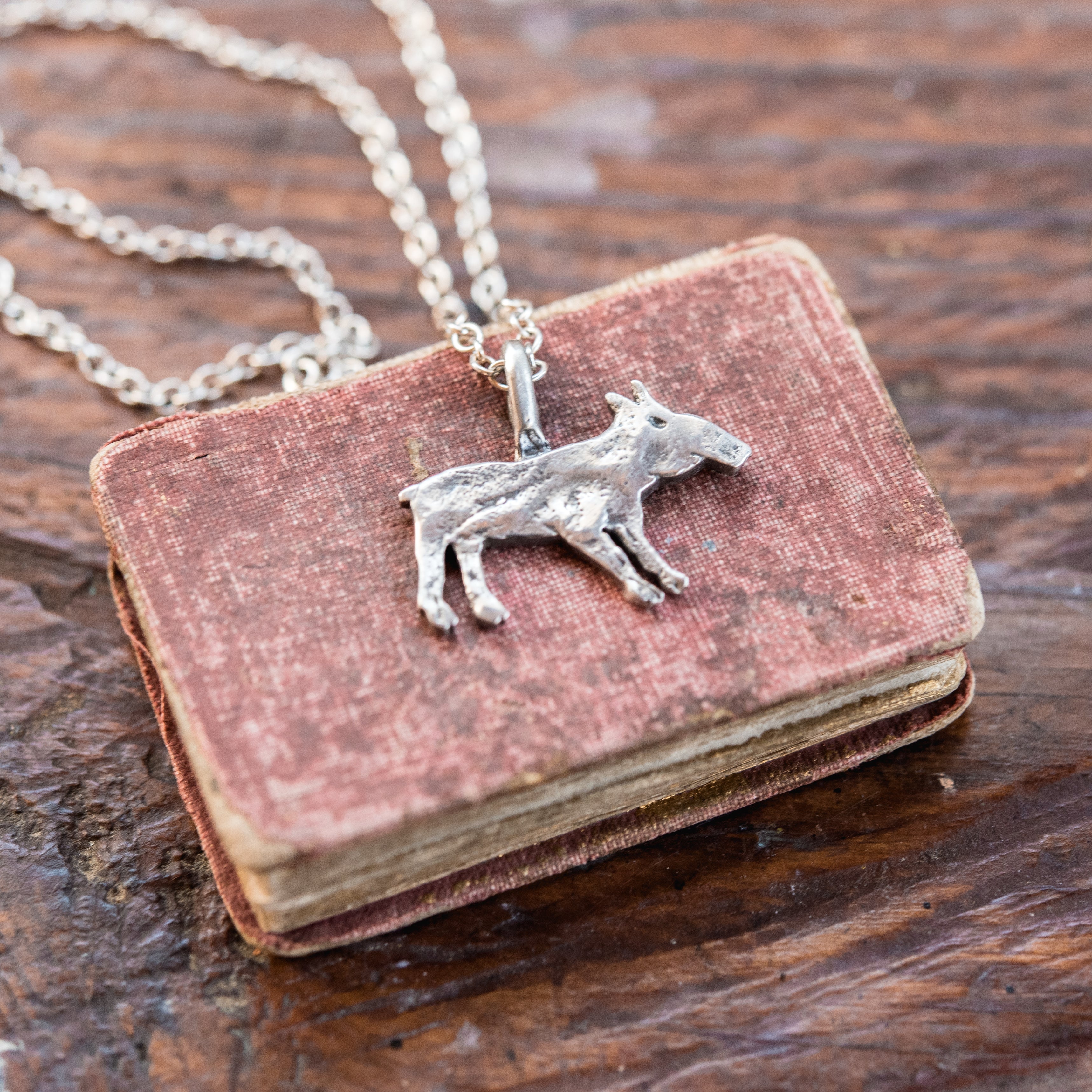Foundlings Necklace: Fern (Tapir)