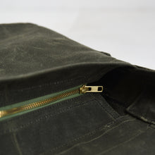 The Finch Satchel