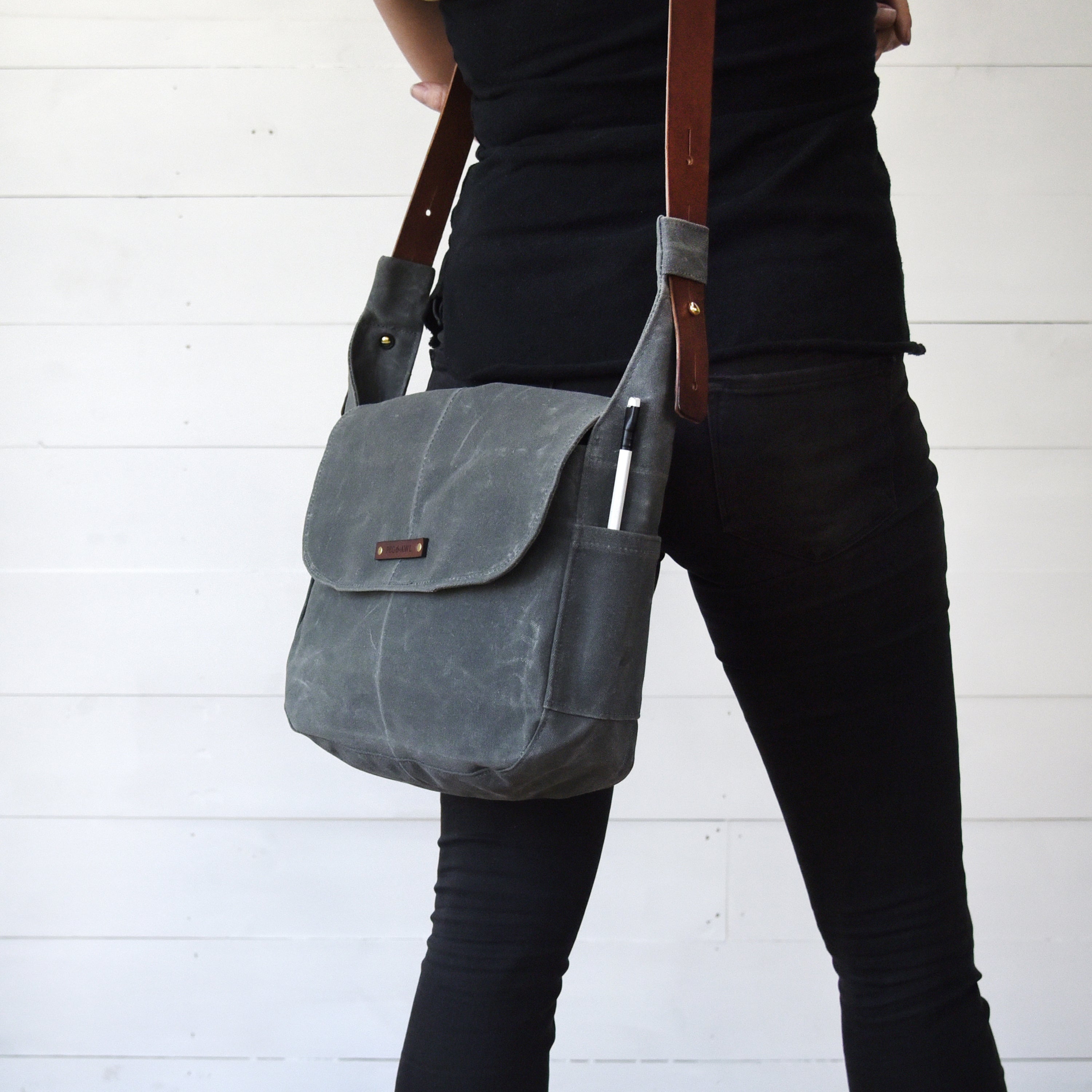 The Finch Satchel